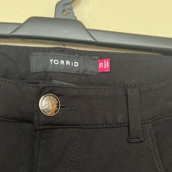 Black Sequin side Leggings PLUS - Picture 3 of 4